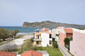 Manos Beachside Apartments